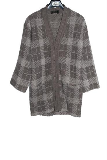 CARDIGAN A V J. SPUGNA